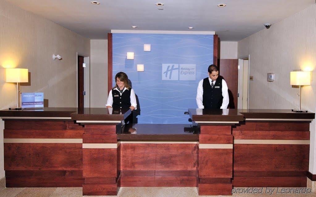Hotel Express & Airport By Ihg 3*