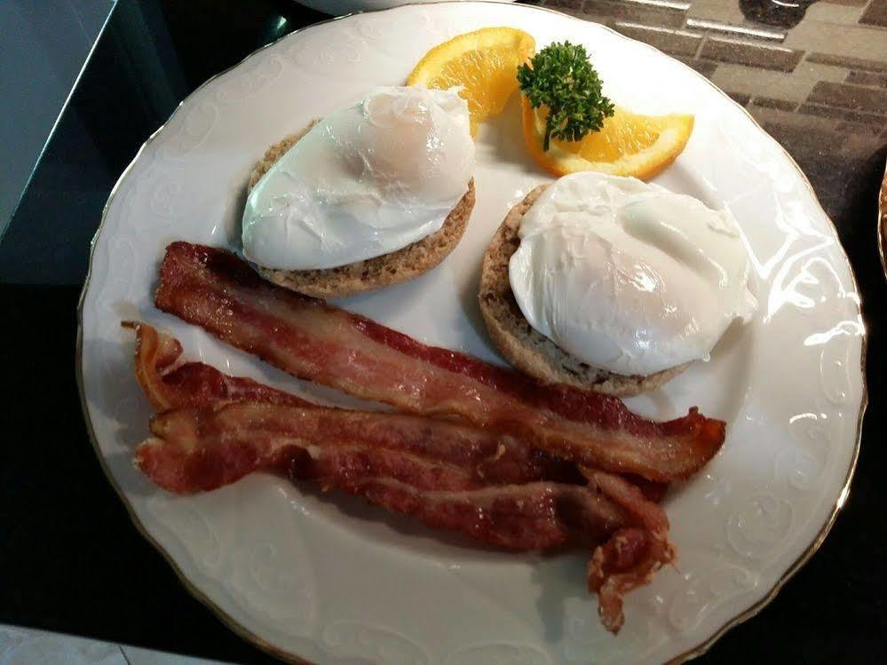 The Boston 't' Bed & Breakfast Ottawa