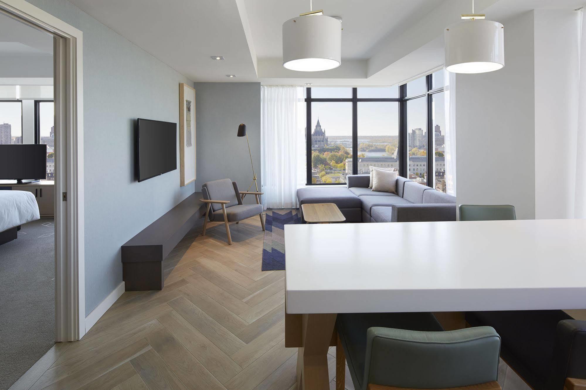 Andaz Ottawa Byward Market, By Hyatt Ottawa
