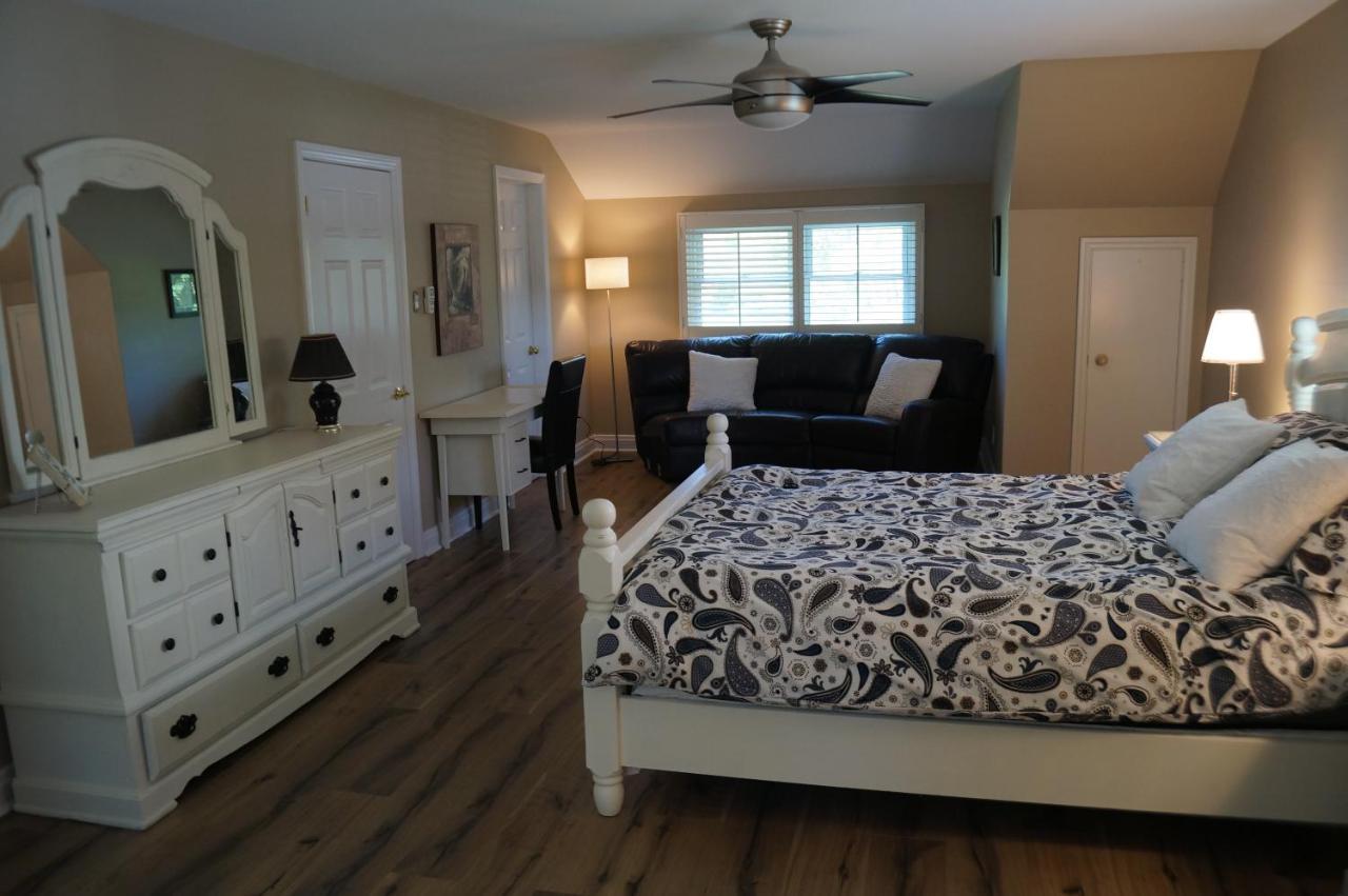 Bed & Breakfast East Eden Ottawa