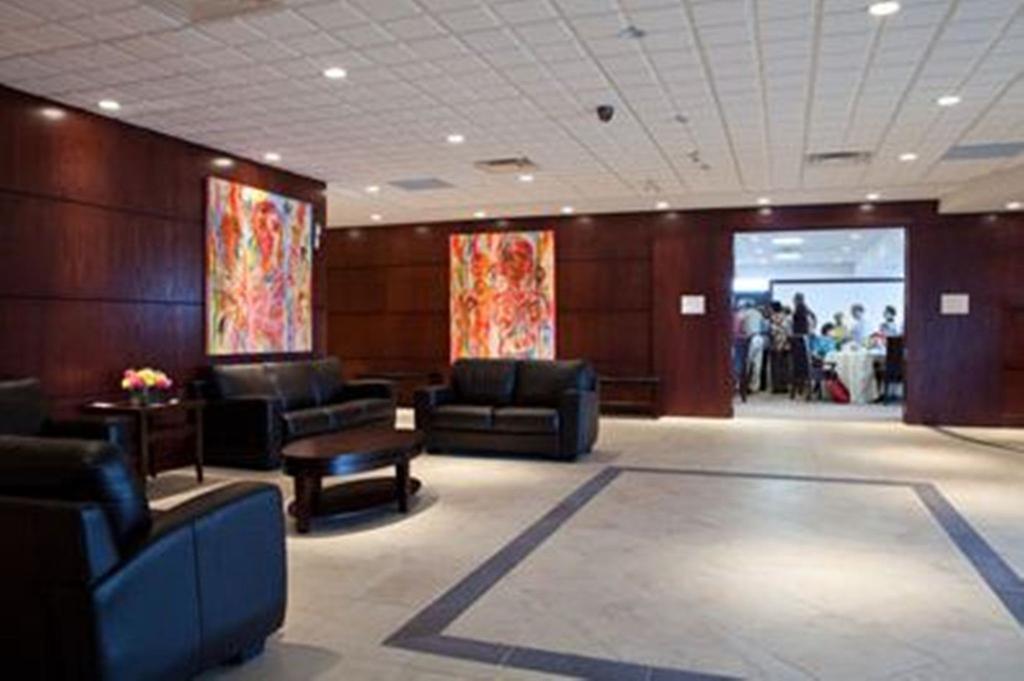 Embassy West 3* Ottawa