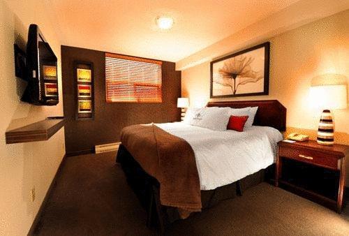 Bostonian Executive Suites 3*