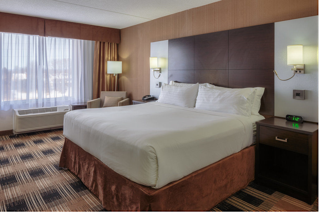 Express & East-orleans By Ihg Hotel Ottawa