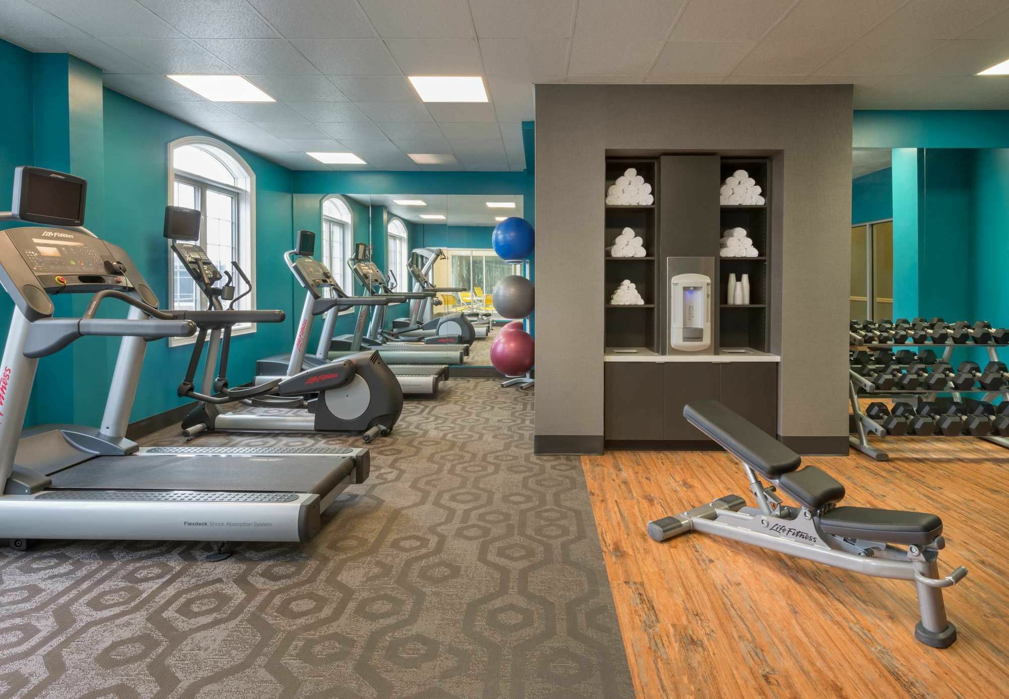 Hotel Fairfield & By Marriott Kanata 3*