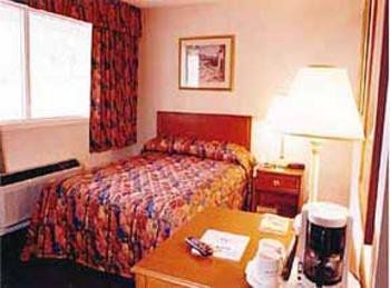 Plaza Downtown Hotel 3*