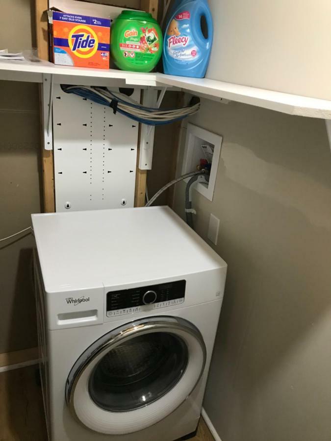 Self Check-in Spacious With Full Kitchen