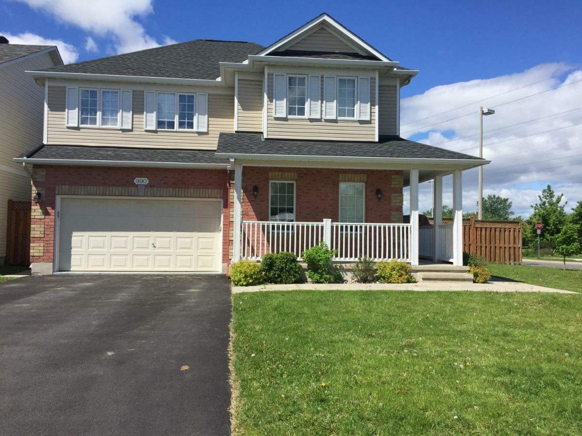 Self Check-in Spacious With Full Kitchen * Ottawa