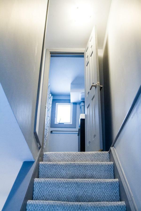 Holiday home Cozy Two Bedroom Home-free Parking Ottawa