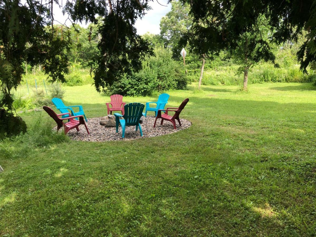 Pine Trees View Bungalow *