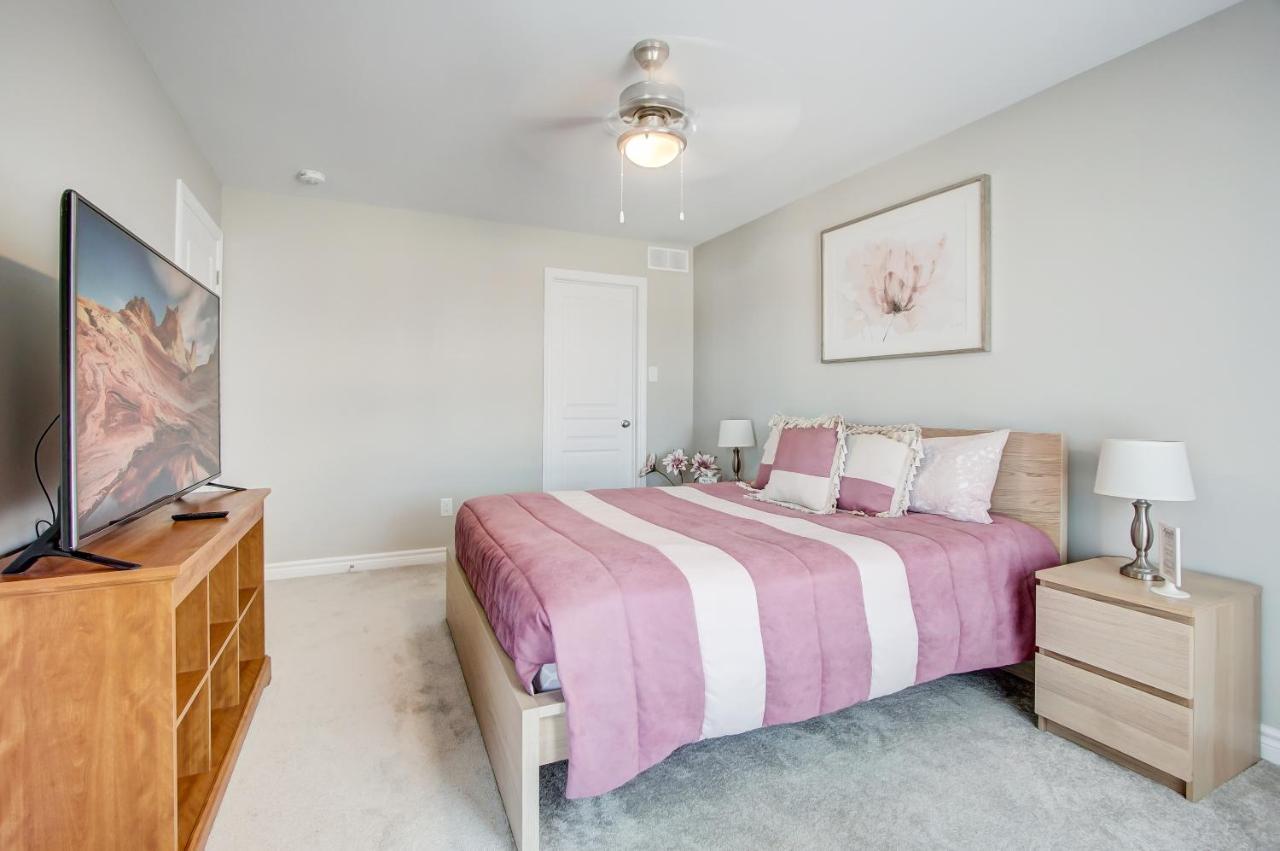 Henia's Bed & Breakfast Ottawa