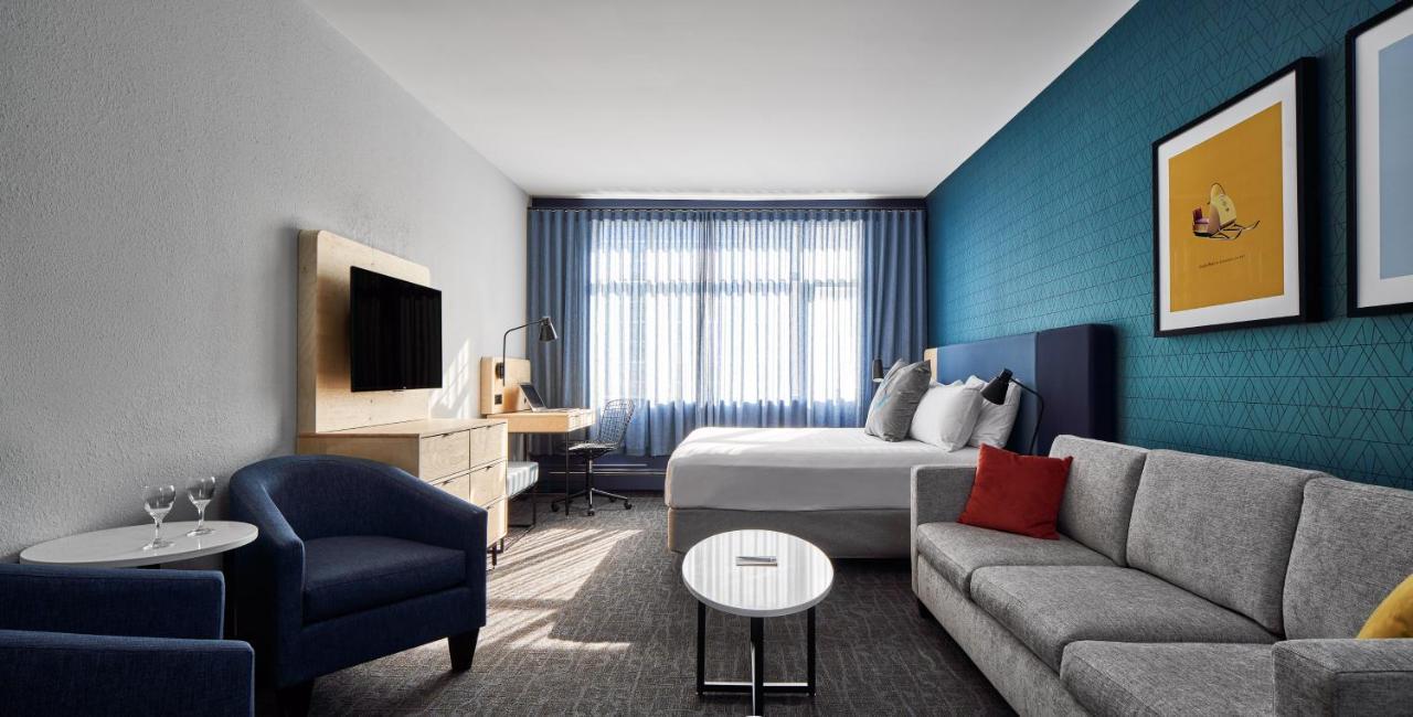 The Carleton 4*
