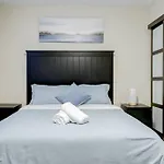 Jstlikehome - Central Suite