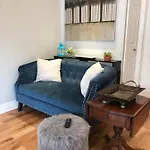 Apartment Downtown Executive Retreat With Private Balcony Near Bank Street - Sleep Max 2 Ottawa