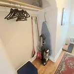 Elcho Explores Apartment