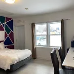 Beacon Hill Motel