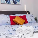 2Br Apt W 2 King Beds Steps From Byward Market