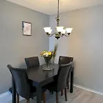 Castlerooms Homestay * Ottawa