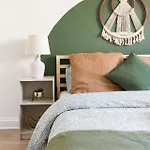Apartment Downtown - Bohemian Hideaway Ottawa