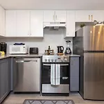 Cozy 1Br King Bed - Dt And Near Rideau River
