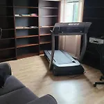 Entire 9 Person House With Sky Light Apartment Ottawa