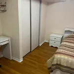 A Bed Of 2 Beds Cute For Females Only - Pour Les Femmes Seulement Homestay *