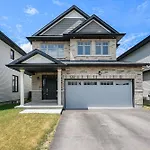 Fully Furnished 4 Bedroom House In Ottawa