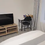 Rb Homes - Peaceful Neighbourhood Homestay Ottawa