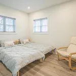 Cozy Private Apartment - 3 Minutes From Downtown With Free Parking