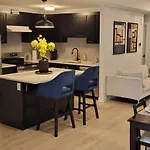 Serenity 4* Ottawa