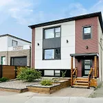 Cozy 2Br King Bed Apt Close To The City Center