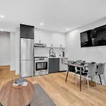Capital West Apartment *
