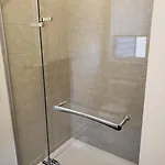 Homestay Lovely Townhouse For Short-term Ottawa