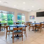 Glo Best Western Kanata Ottawa West