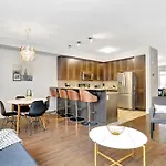 Modern Townhome Near Ottawa Attractions