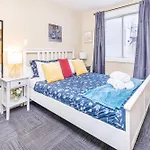 1br In Chinatown - Pet-friendly Apartment