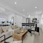 Modern 2br Near Downtown Free Parking Apartment *