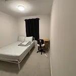Cozy Modern In A Family Friendly Neighborhood Homestay *