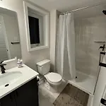 Cozy Modern In A Family Friendly Neighborhood Homestay Ottawa