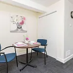 Pet-friendly Studio Unit In Chinatown Apartment