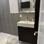 New, Private Downtown - Minimum 30 Day Apartment Ottawa