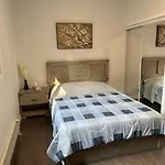 New, Private Downtown - Minimum 30 Day * Ottawa