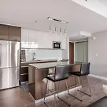 Luxury 2-bedroom Penthouse Downtown With Free Parking * Ottawa