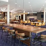 Courtyard By Marriott Ottawa East