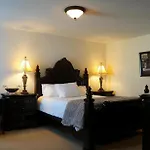 Fosterbrook Parkside Retreat Ottawa
