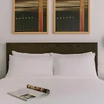 The Arlo, BW Signature Collection