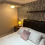 Your Place Apartment *