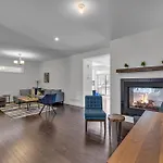 Modern 4Br Executive Home Near Airport And Downtown