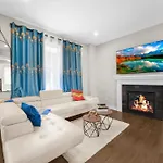 Velora Luxe Retreat Villa Ottawa
