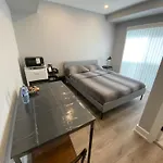 Guest In Bed & Breakfast Ottawa