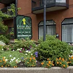 Cartier Place Suite Hotel